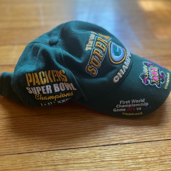 Green Bay Packers Super Bowl Patches Hat / Adjustable - Picture 2 of 5